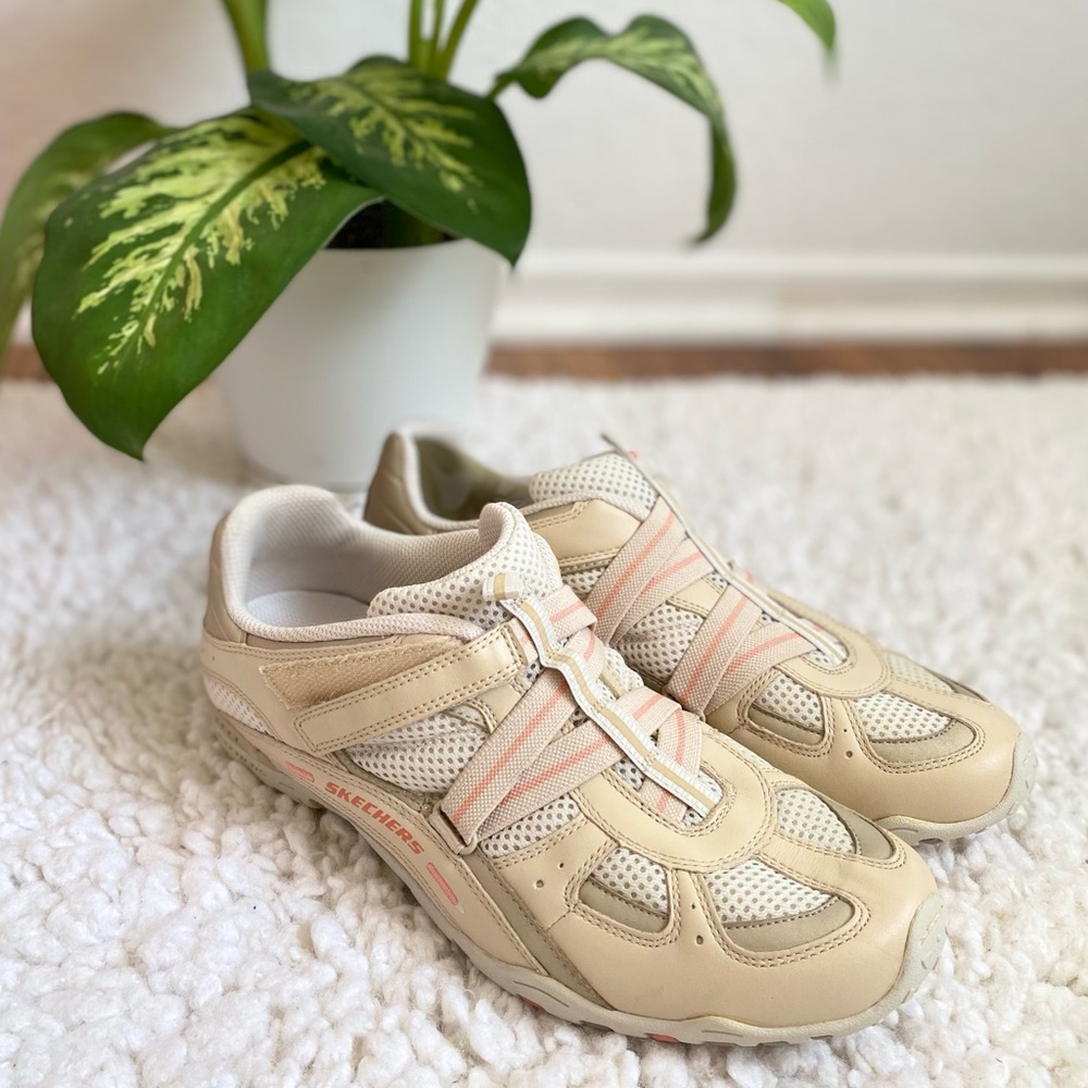 🎉 SALE Skechers Shoes